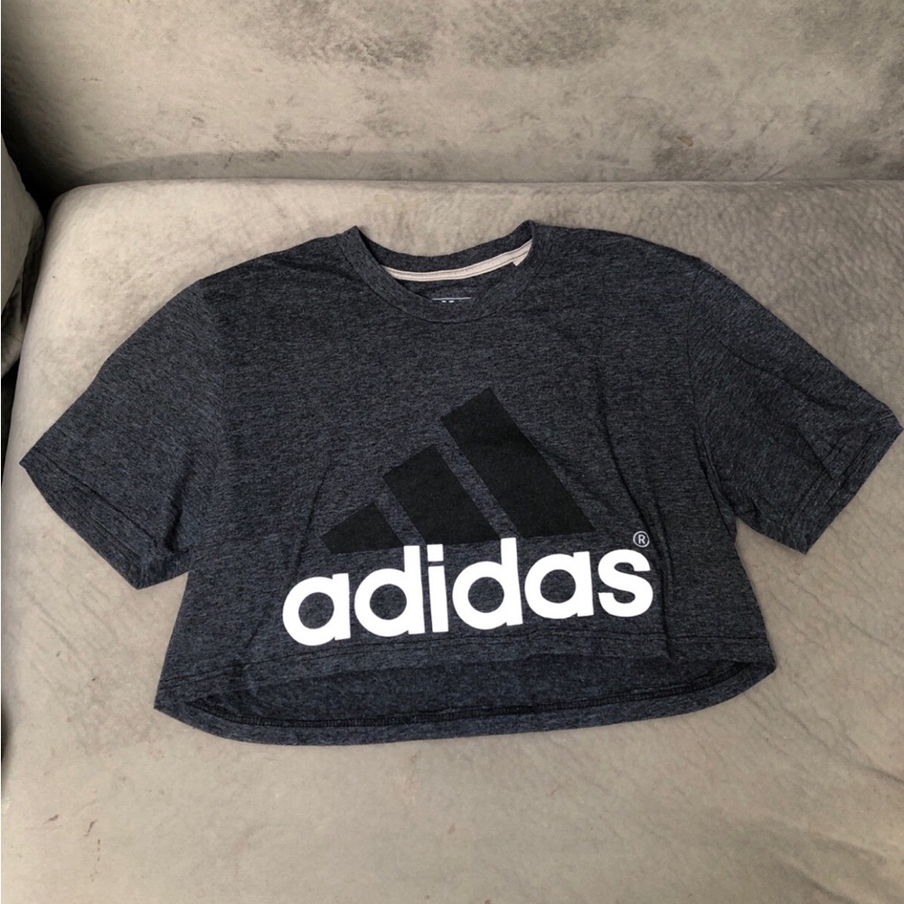 Women’s adidas crop tee size small / medium